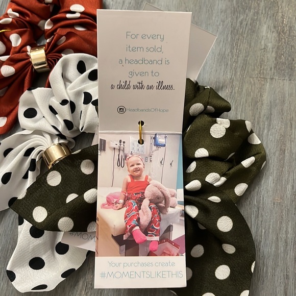 NWT Headbands of Hope Polka Dot Scrunchies - Picture 5 of 5